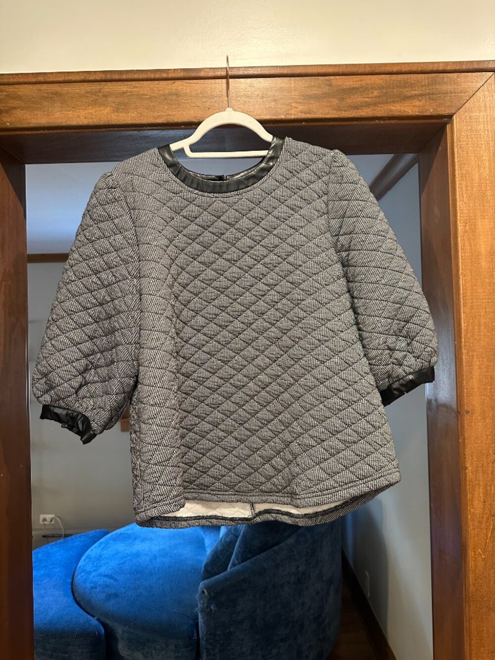 Voy Quilted Black & White Herringbone Print, Size L - Picture 2 of 4